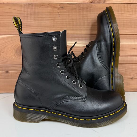 Dr Martens 1460 Smooth Leather Lace Up Boots Combat Moto Grunge Goth Women's 8 - Picture 1 of 16